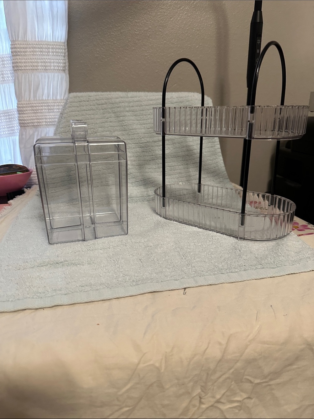 Clear Acrylic Two-Tier Bathroom Organizer and Accessory Holder - Clear NWT